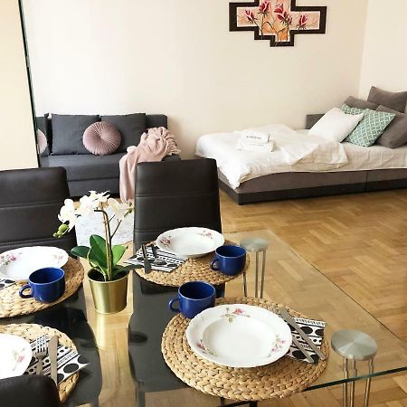 ורשה Sienna 93 - Cozy Studio By Homeprime מראה חיצוני תמונה